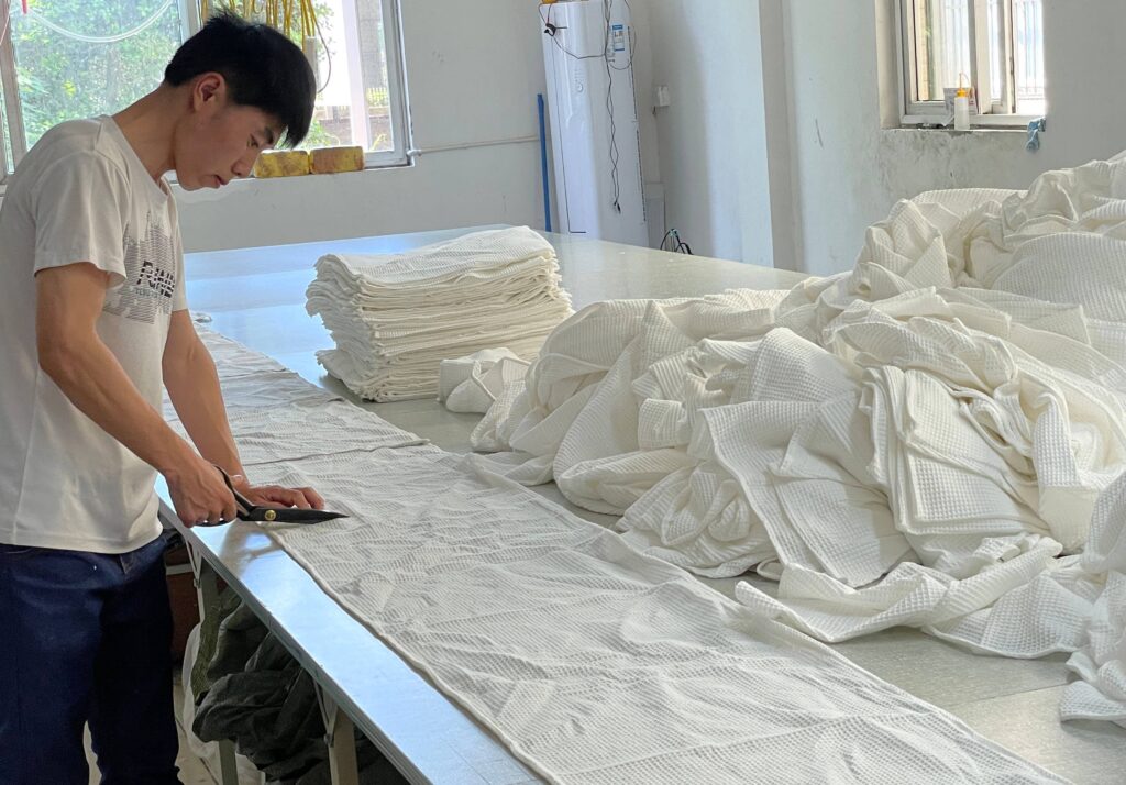 Manual Cutting